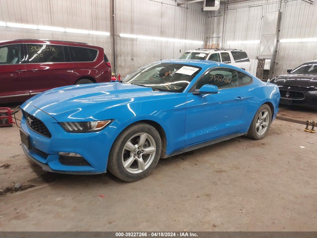Ford Mustang V6 2017 1FA6P8AMXH5292332 Image 2