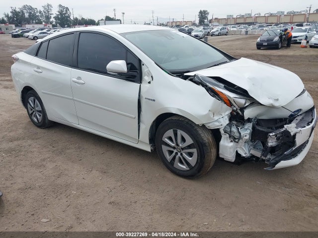 Toyota Prius Two 2018 JTDKBRFU8J3058200 Image 1