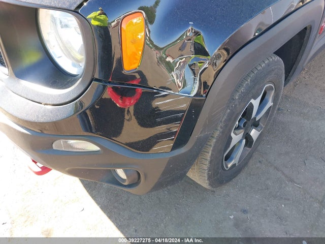 ZACNJDC16NPN71215 Jeep Renegade Trailhawk 4x4