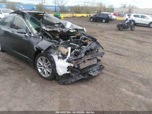 Lincoln MKZ 2015 3LN6L2G94FR618895 главное изображение