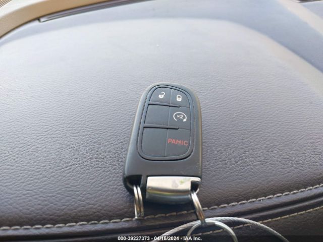 1C6RR7NT8ES385738 RAM 1500 Laramie