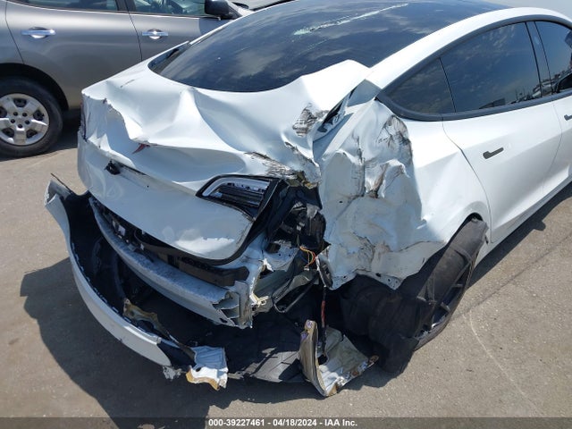 Tesla Model 3 Rear-wheel Drive 2023 5YJ3E1EA0PF572395 Image 6
