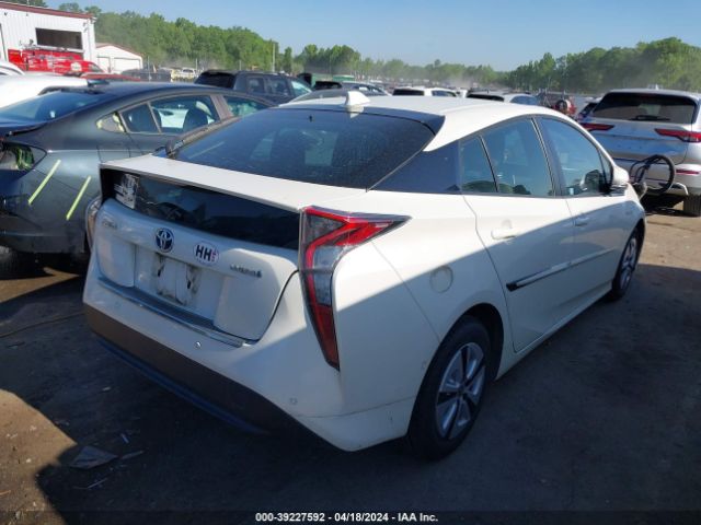 JTDKARFU3G3029148 Toyota Prius Four