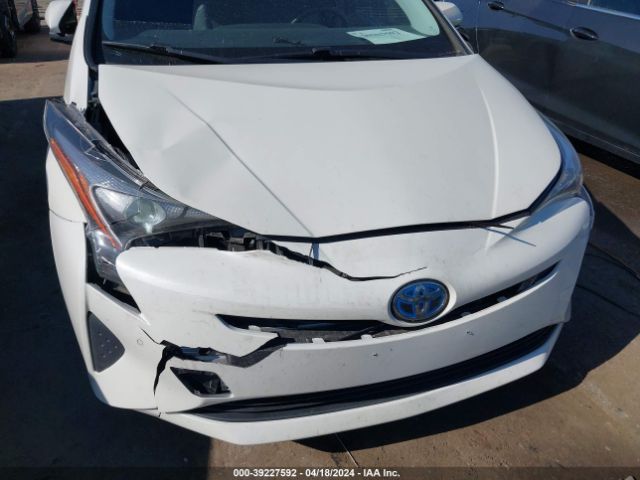 JTDKARFU3G3029148 Toyota Prius Four