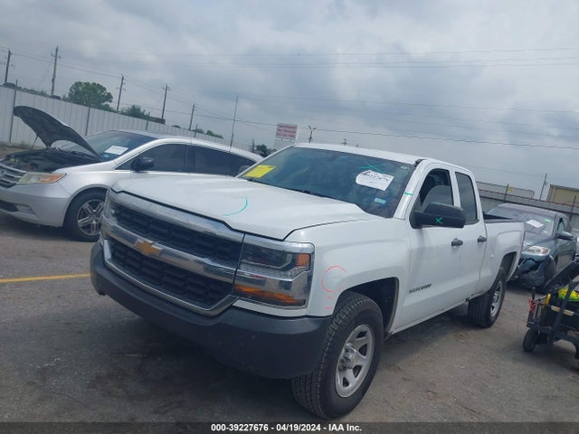 Chevrolet Silverado 1500 Wt 2017 1GCRCNEC1HZ266424 Image 2