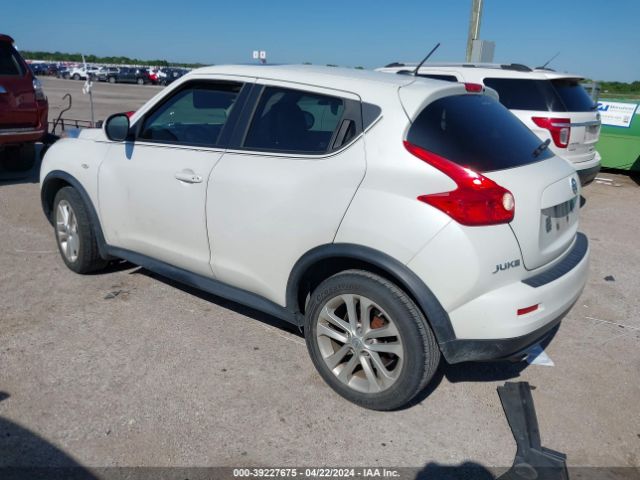 JN8AF5MR2ET350877 Nissan Juke Sl
