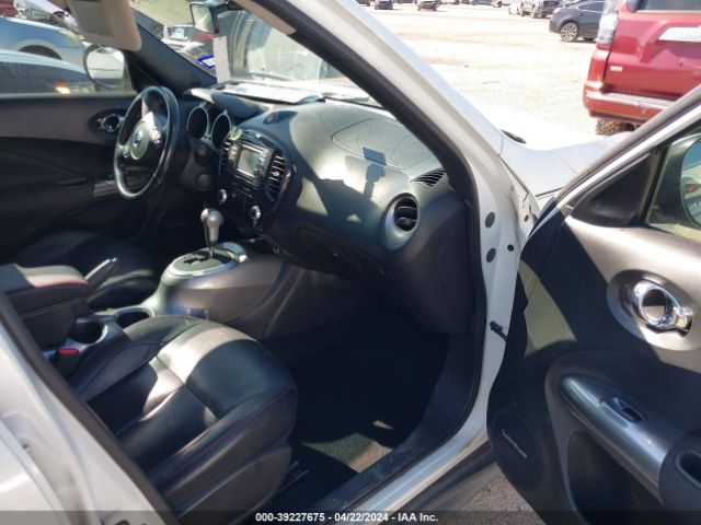JN8AF5MR2ET350877 Nissan Juke Sl