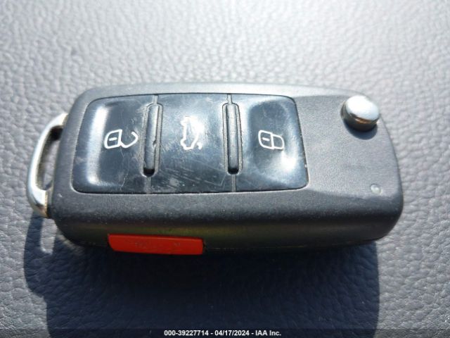 1VWBS7A37FC095326 Volkswagen Passat 1.8t Sport