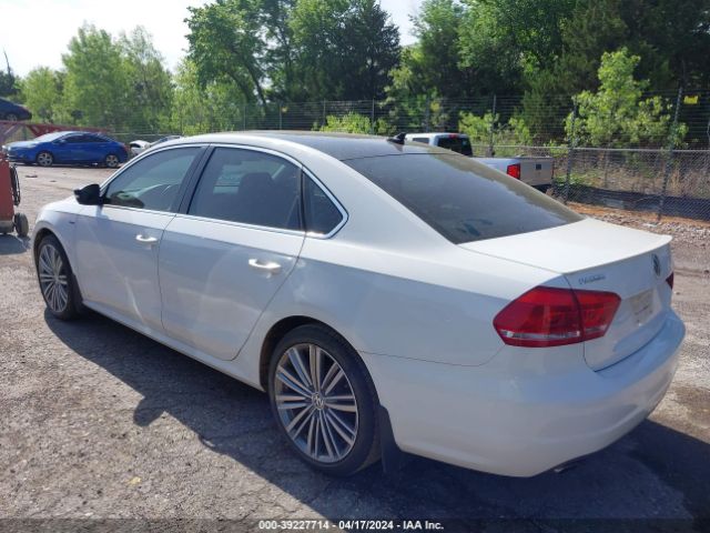1VWBS7A37FC095326 Volkswagen Passat 1.8t Sport