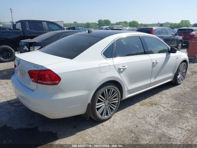 1VWBS7A37FC095326 Volkswagen Passat 1.8t Sport