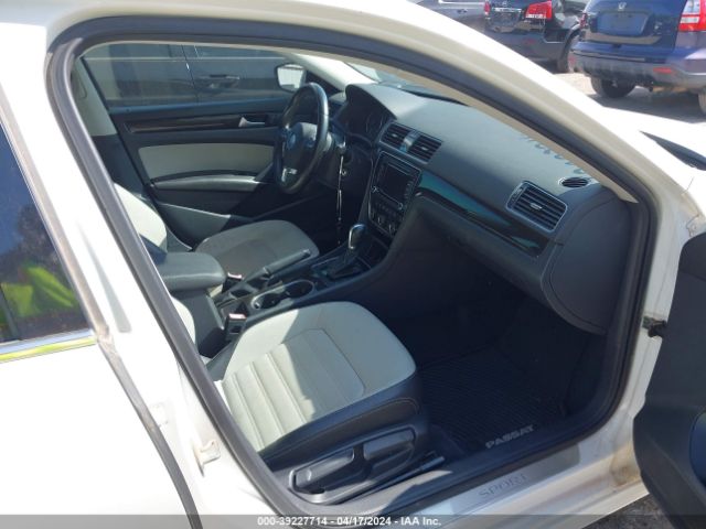1VWBS7A37FC095326 Volkswagen Passat 1.8t Sport