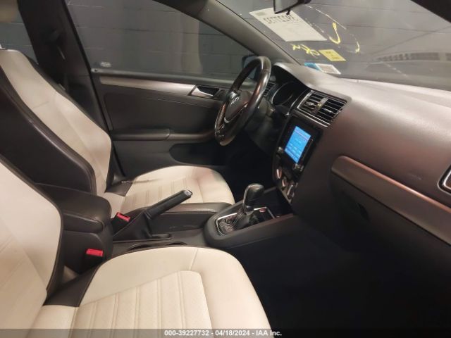 3VWD17AJ6GM253567 Volkswagen Jetta 1.8t Sport