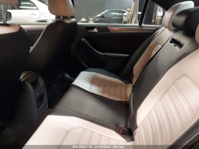 3VWD17AJ6GM253567 Volkswagen Jetta 1.8t Sport