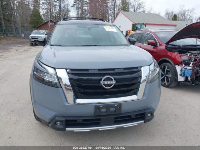 5N1DR3CC5NC201067 Nissan Pathfinder Sl 4wd