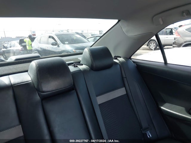 39227767 :رقم المزاد ، 4T1BF1FK1EU729805 vin ، 2014 Toyota Camry Se مزاد بيع