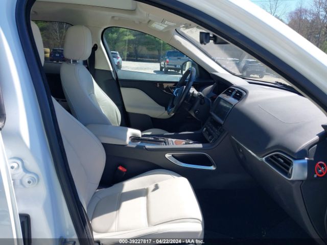 SADCK2FX4KA398063 Jaguar F-pace 25t Prestige