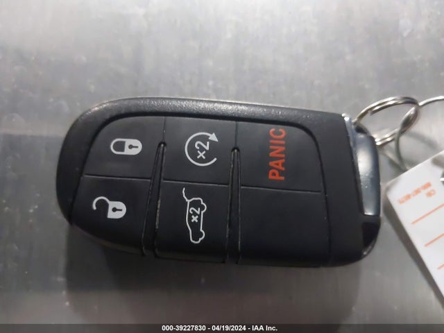 3C4NJDCBXHT688305 Jeep New Compass Limited 4x4