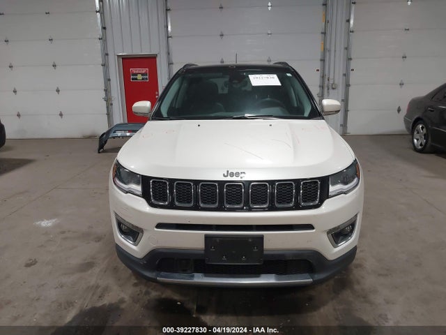 3C4NJDCBXHT688305 Jeep New Compass Limited 4x4
