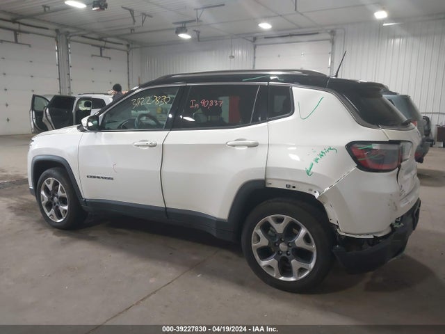 3C4NJDCBXHT688305 Jeep New Compass Limited 4x4