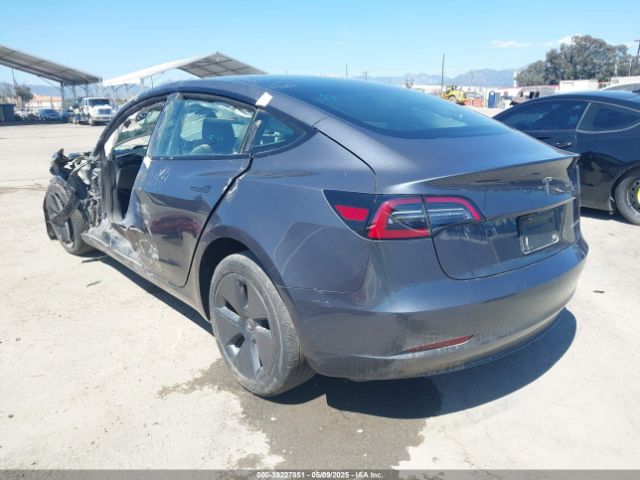 2023 TESLA MODEL 3 5YJ3E1EB4PF670970 Photo 2