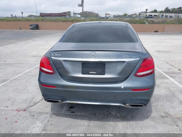 Mercedes-Benz E 300 2017 WDDZF4JB8HA160054 Image 17