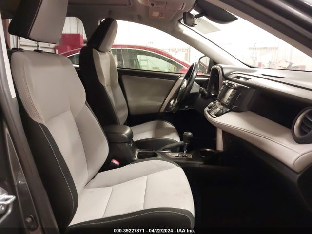 Toyota Rav4 Xle 2018 JTMRFREV1JD257743 Image 5