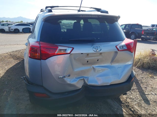 Toyota RAV4 LE 2015 JTMZFREVXFD064854 Image 6