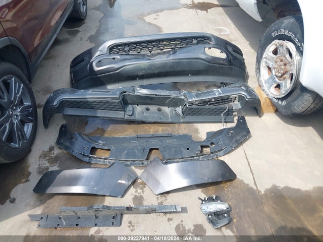 1C6RREFT5LN306198 RAM 1500 Lone Star  4x2 5'7 Box