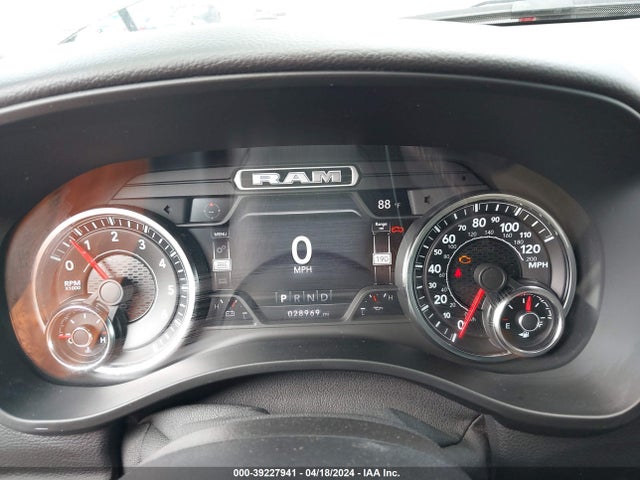 1C6RREFT5LN306198 RAM 1500 Lone Star  4x2 5'7 Box