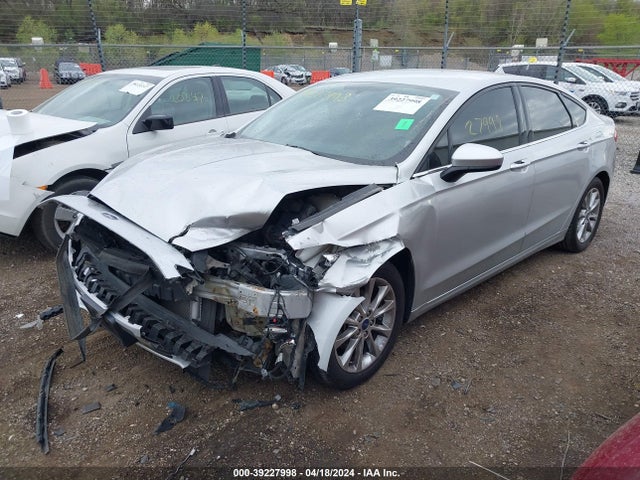 Ford FUSION SE 2017 3FA6P0H75HR146659 Image 2