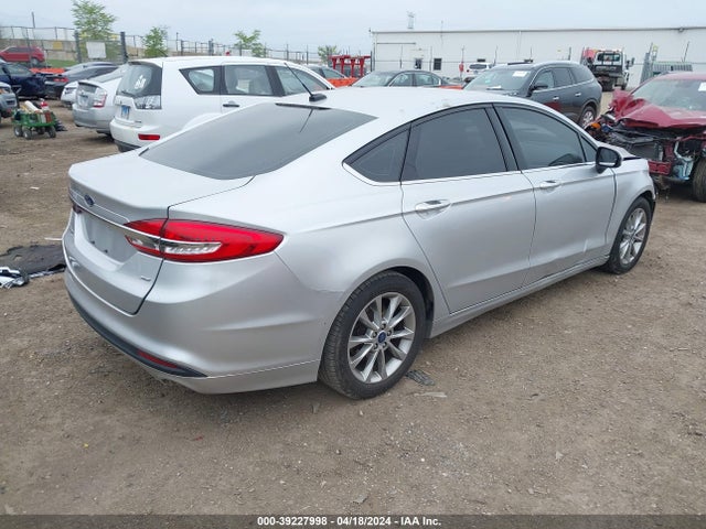 Ford FUSION SE 2017 3FA6P0H75HR146659 Image 4