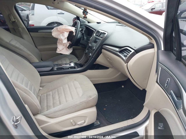 Ford FUSION SE 2017 3FA6P0H75HR146659 Image 5