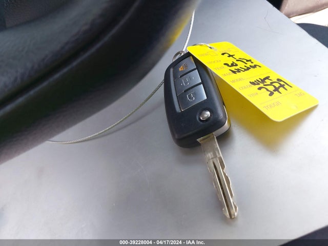 Nissan ROGUE S 2017 5N1AT2MT4HC843779 Image 11