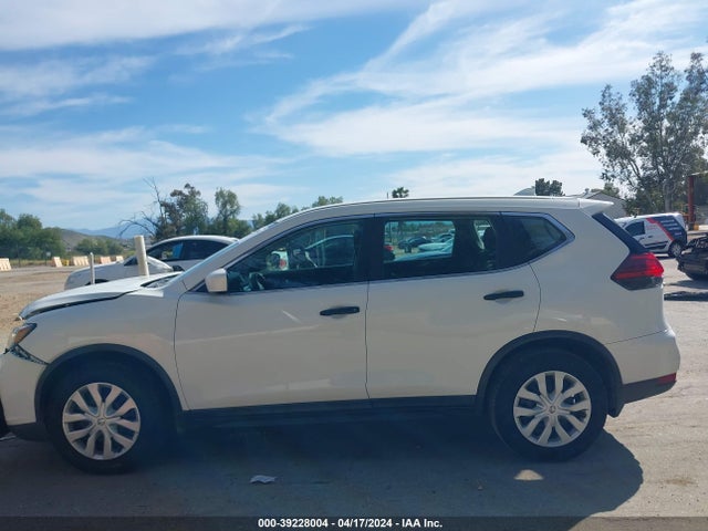 Nissan ROGUE S 2017 5N1AT2MT4HC843779 Image 14