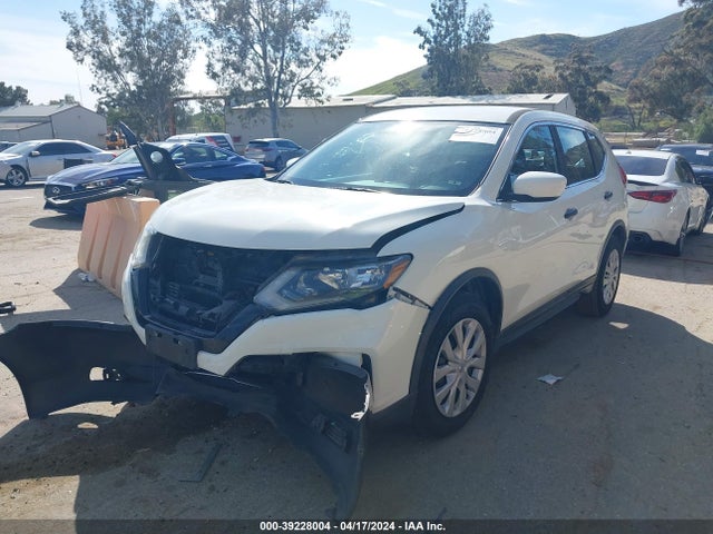 Nissan ROGUE S 2017 5N1AT2MT4HC843779 Image 2