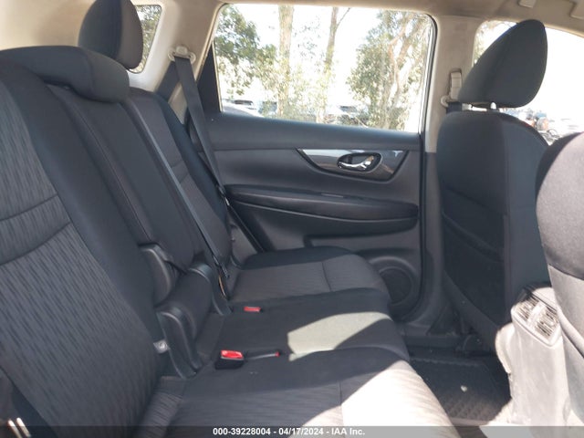 Nissan ROGUE S 2017 5N1AT2MT4HC843779 Image 8