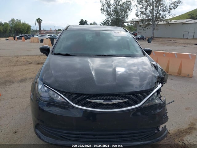 Chrysler Pacifica Touring 2017 2C4RC1DG5HR840515 Image 12