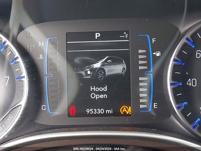 Chrysler Pacifica Touring 2017 2C4RC1DG5HR840515 Image 15