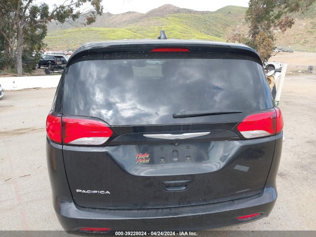 Chrysler Pacifica Touring 2017 2C4RC1DG5HR840515 Image 16