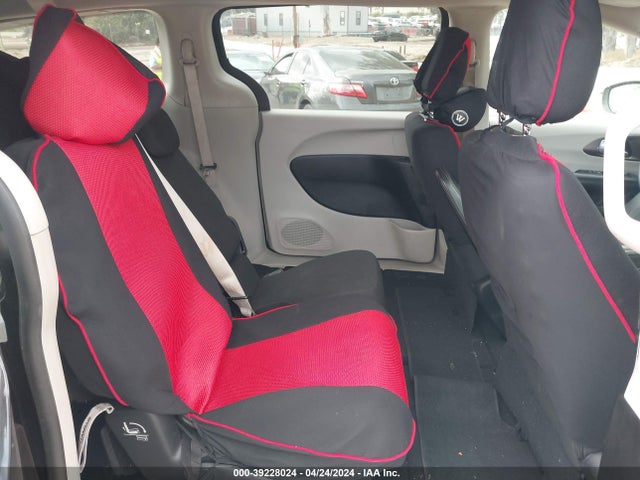 Chrysler Pacifica Touring 2017 2C4RC1DG5HR840515 Image 8