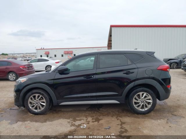 KM8J33A45JU656148 Hyundai TUCSON SEL