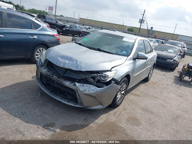 Toyota CAMRY LE 2016 4T1BF1FK7GU247519 Image 2
