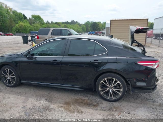 4T1G11AK6LU877120 Toyota CAMRY SE