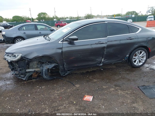 Chrysler 200 Limited 2015 1C3CCCAB2FN616319 Image 15