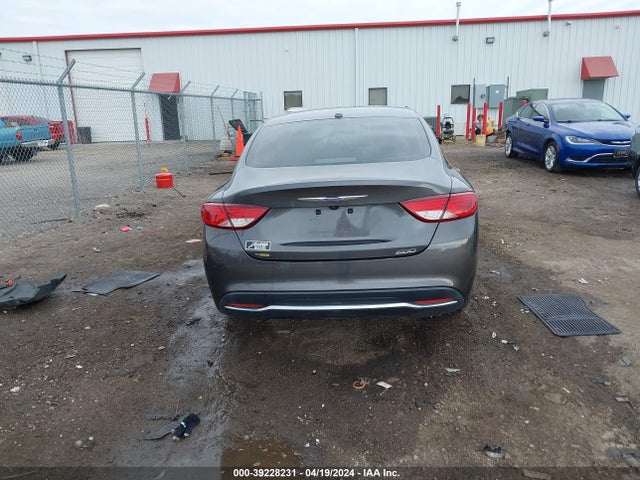 Chrysler 200 Limited 2015 1C3CCCAB2FN616319 Image 17