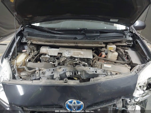 Toyota Prius Two 2015 JTDKN3DU3F1964149 Image 10