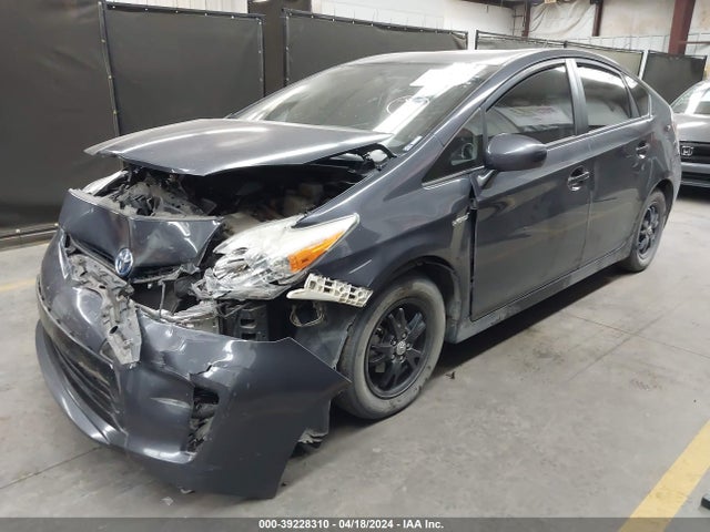 Toyota Prius Two 2015 JTDKN3DU3F1964149 Image 2