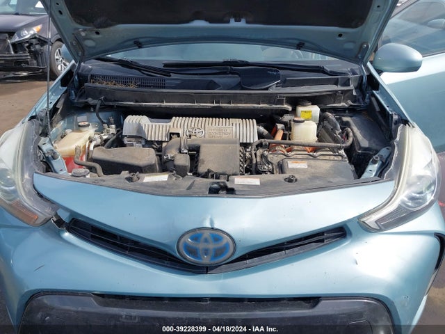 Toyota Prius V Five 2016 JTDZN3EU5GJ042979 Image 10