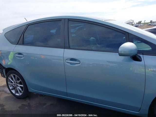 Toyota Prius V Five 2016 JTDZN3EU5GJ042979 Image 13