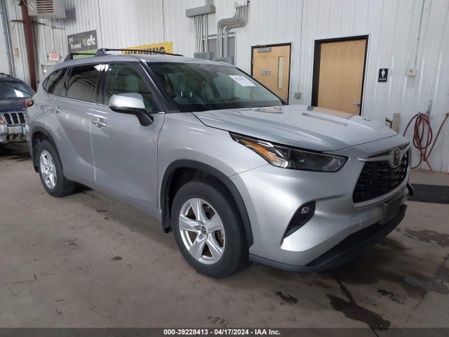 Toyota Highlander Le 2022 5TDBZRBH5NS587094 Image 1